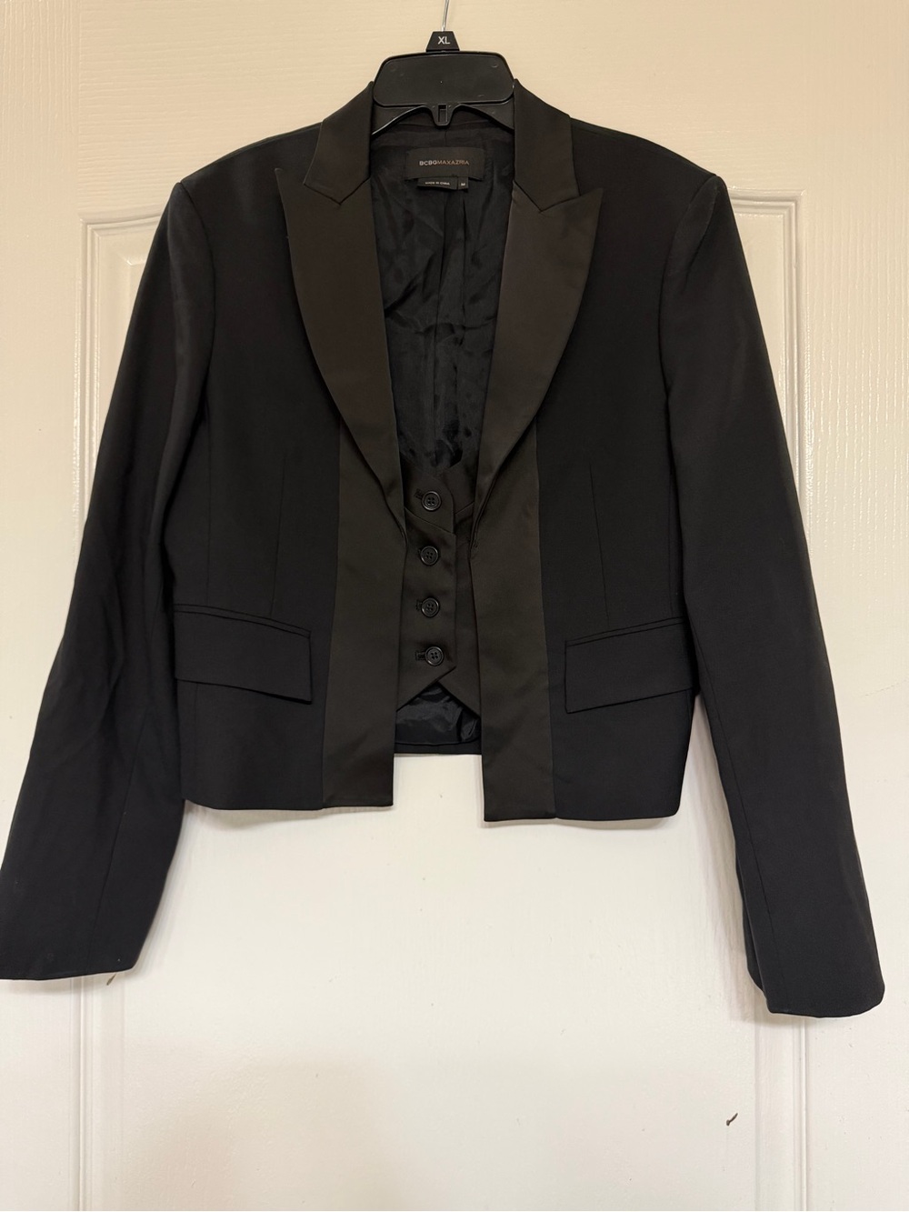 BCBGMAXAZRIA Tuxedo Blazer M Black Wool Satin Peak Lapel Vest Cropped Jacket